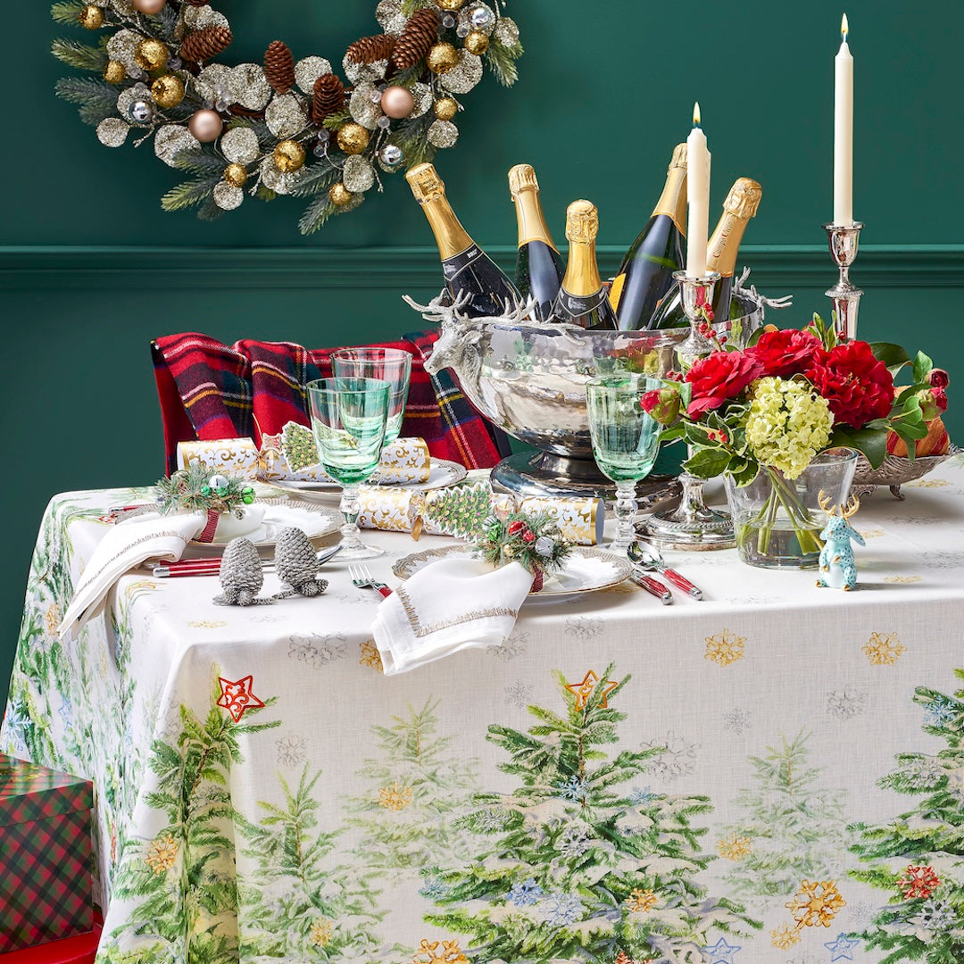 Setting Your Holiday Table: How to Create a Beautiful, Memorable Celebration