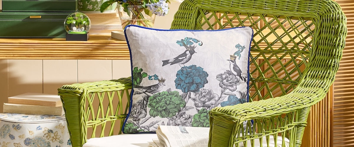 Pillows & Throws