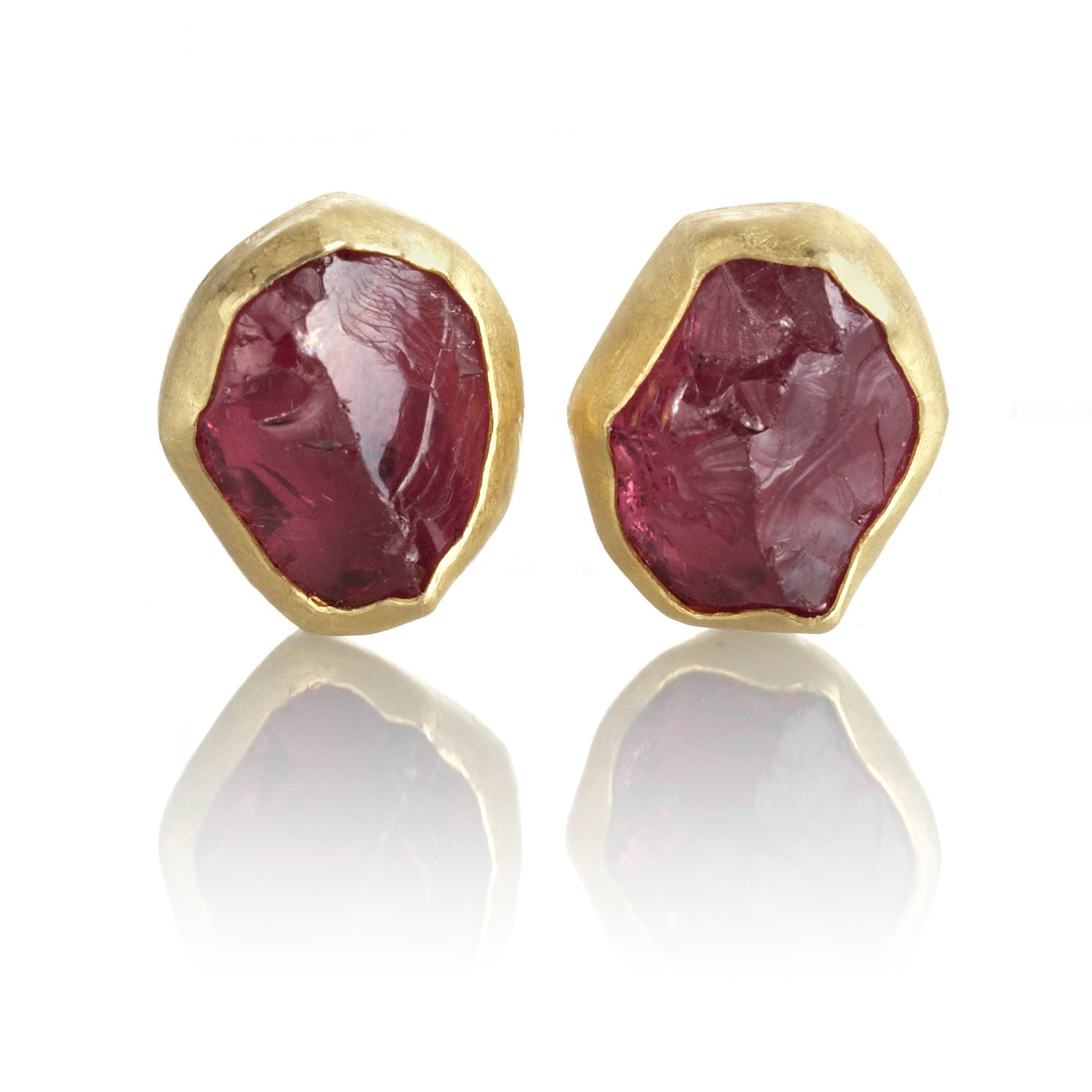 Petra Class Garnet Crystal Earrings