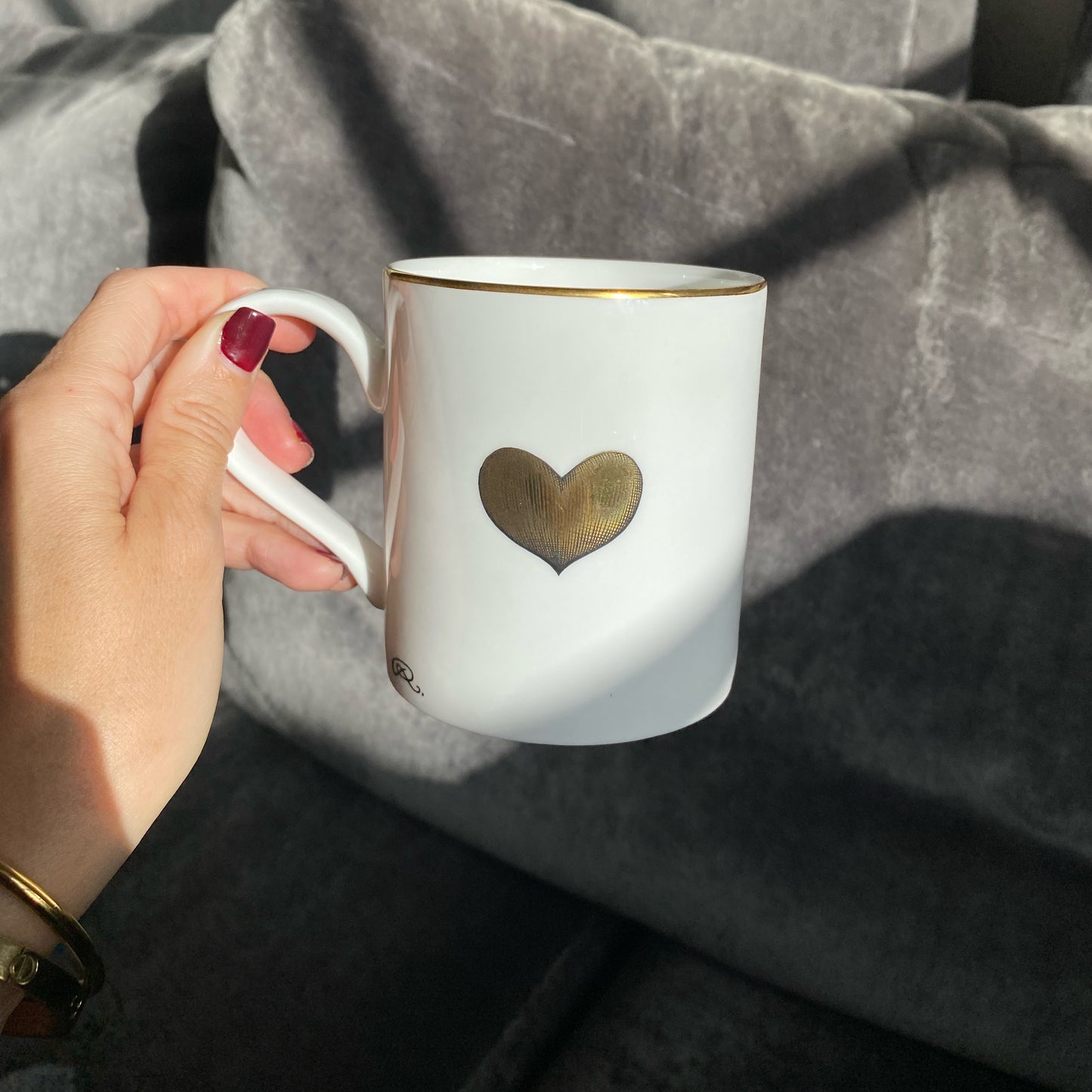 Gold Heart Majestic Mug