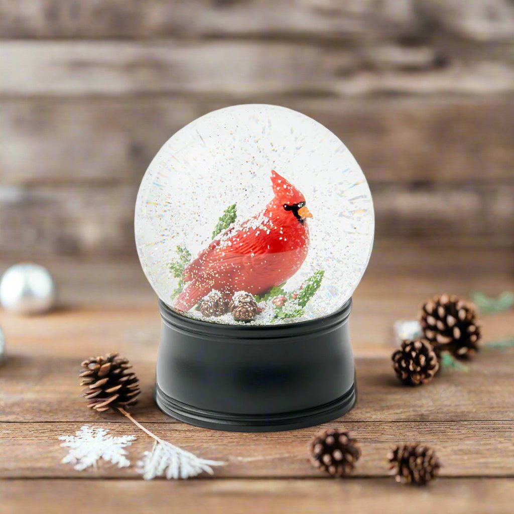 Cardinal Snowglobe