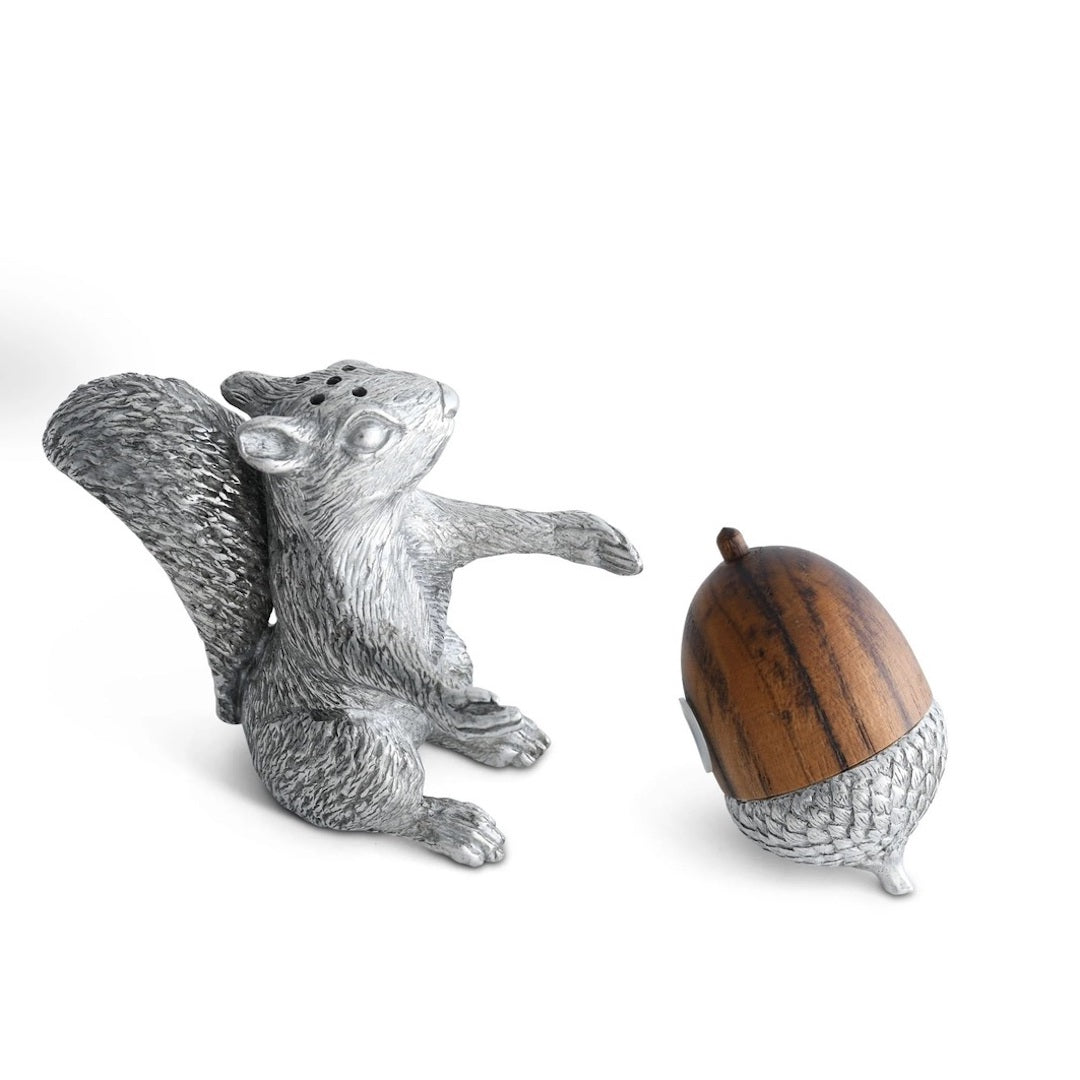 Squirrel with Wood Acorn Salt & Pepper Set