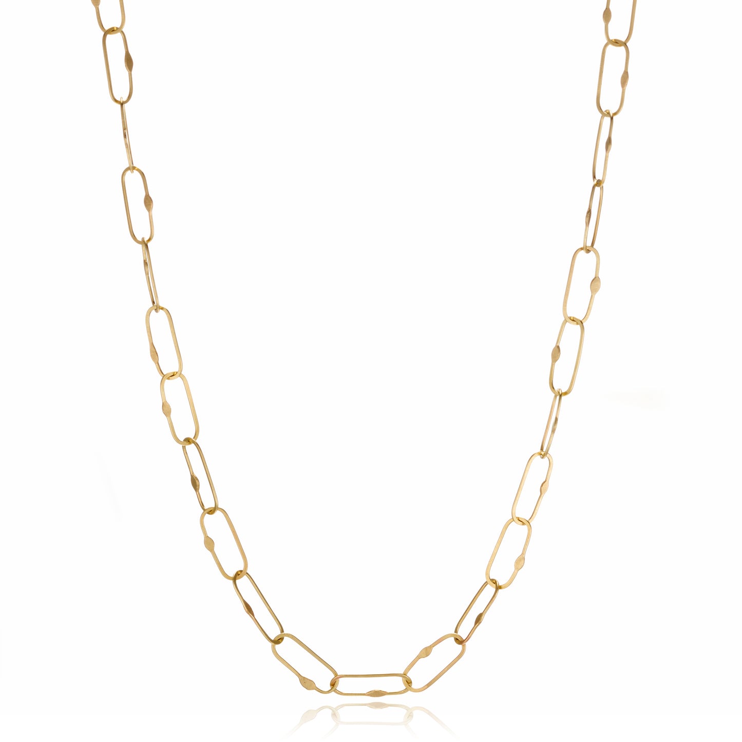 Petra Class Elongated Oval Link Necklace