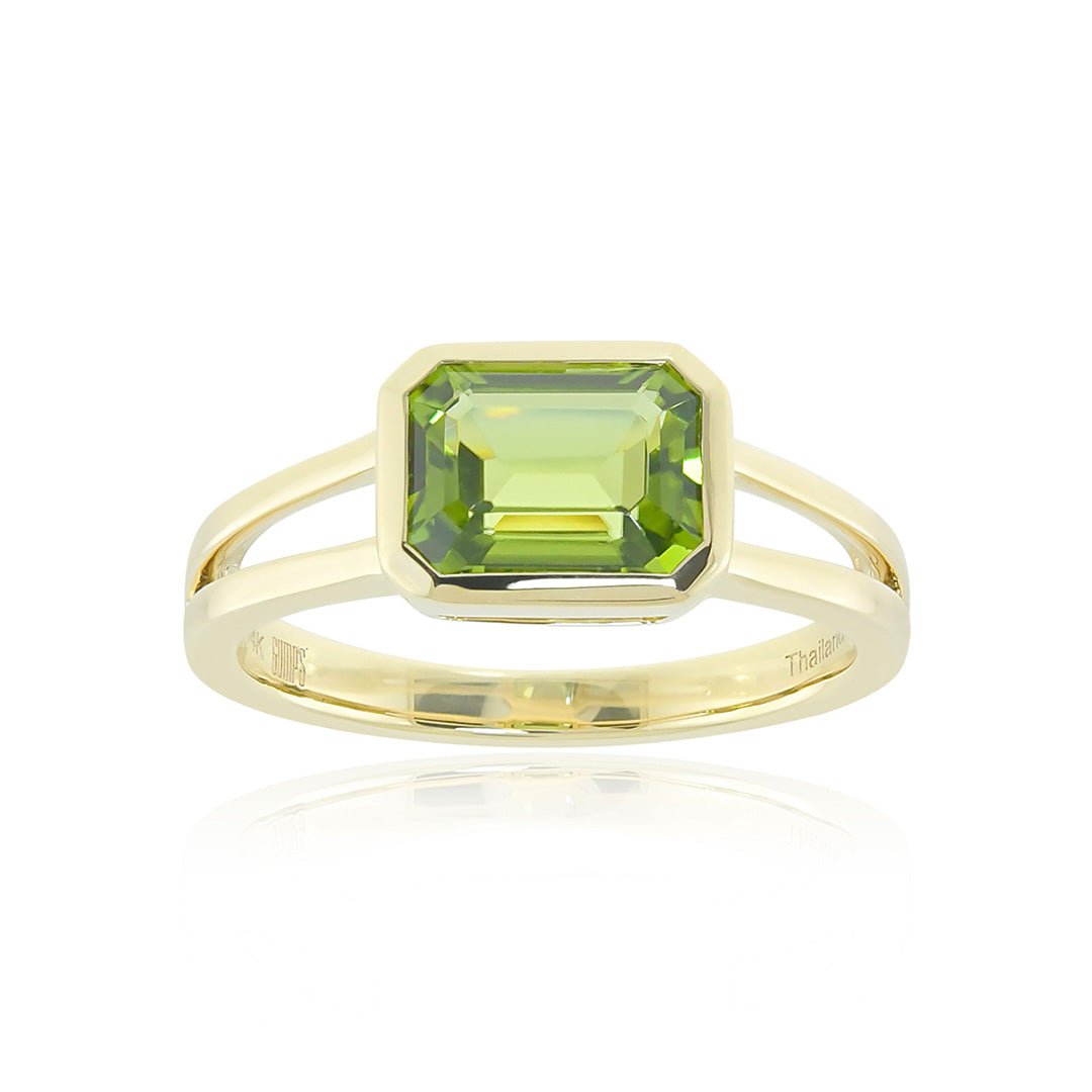 Gump's Signature Rectangular Ring in Peridot