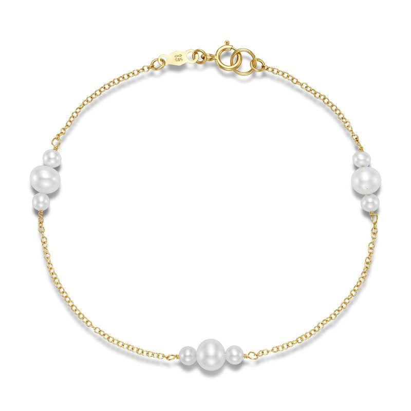 Multi-Sized Pearl Trio Bracelet